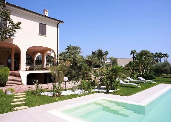 Appartamento In Villa Con Giardino - Numeroquattro